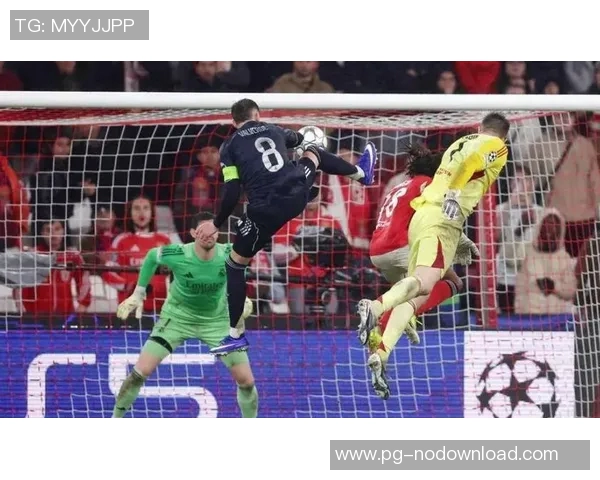 欧联杯精彩时刻那不勒斯补时绝杀本菲卡全场沸腾回顾