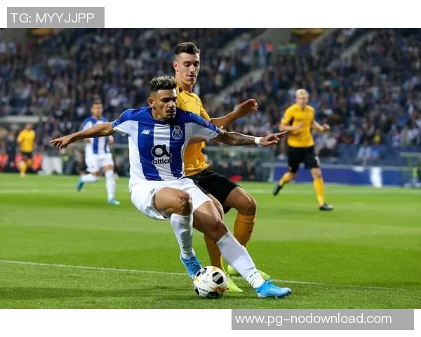 波尔图逆袭里昂友谊赛胜出引发转会热议与全场沸腾